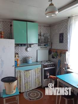 Дом 60м&sup2;, 2-этажный, участок 6 сот.  