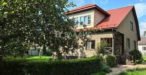 Дом 180м², 2-этажный, участок 11 сот.  