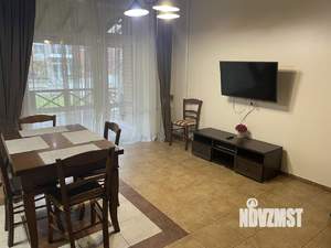 Таунхаус 200м&sup2;, 3-этажный, участок 1 сот.  