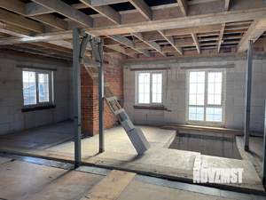 Коттедж 211м&sup2;, 2-этажный, участок 11 сот.  