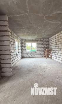 Дом 220м², 2-этажный, участок 6 сот.  