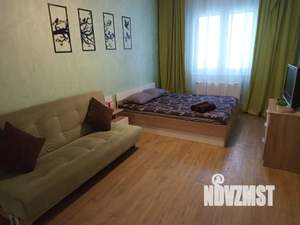 1-к квартира, посуточно, 38м2, 3/21 этаж