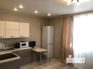 Студия квартира, посуточно, 39м2, 13/17 этаж