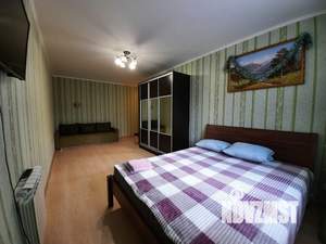 2-к квартира, посуточно, 62м2, 1/1 этаж