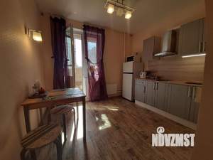 1-к квартира, посуточно, 38м2, 1/1 этаж
