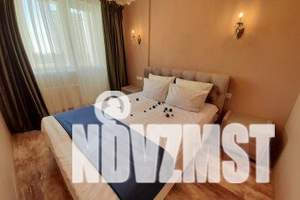 1-к квартира, посуточно, 49м2, 11/21 этаж