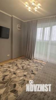 1-к квартира, посуточно, 36м2, 8/19 этаж