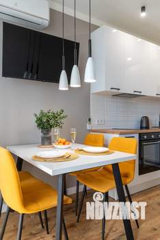 1-к квартира, посуточно, 37м2, 15/22 этаж