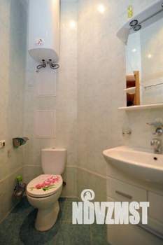 1-к квартира, посуточно, 50м2, 1/1 этаж