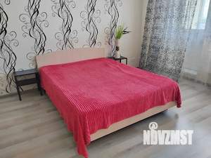 Студия квартира, посуточно, 32м2, 16/20 этаж