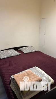 1-к квартира, посуточно, 42м2, 17/22 этаж