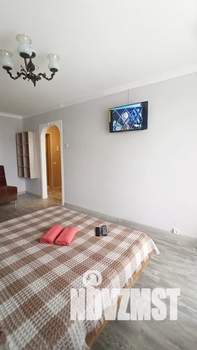 1-к квартира, посуточно, 40м2, 5/5 этаж