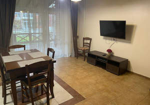 6-к квартира, на длительный срок, 200м2, 1/3 этаж