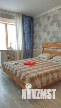 1-к квартира, посуточно, 40м2, 5/5 этаж