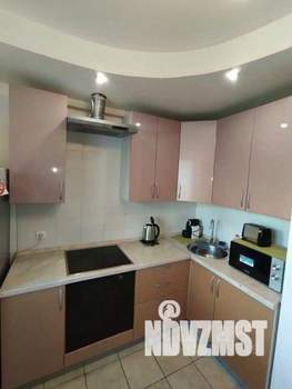 1-к квартира, посуточно, 65м2, 1/1 этаж
