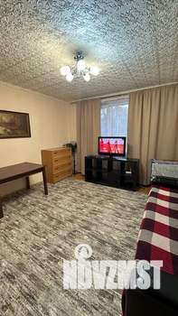 1-к квартира, посуточно, 37м2, 1/17 этаж