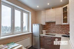 Студия квартира, посуточно, 40м2, 9/18 этаж