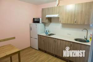 2-к квартира, посуточно, 50м2, 1/1 этаж