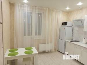 1-к квартира, посуточно, 38м2, 1/1 этаж