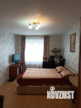 1-к квартира, на длительный срок, 422м2, 8/17 этаж