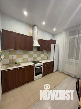 1-к квартира, посуточно, 42м2, 1/1 этаж