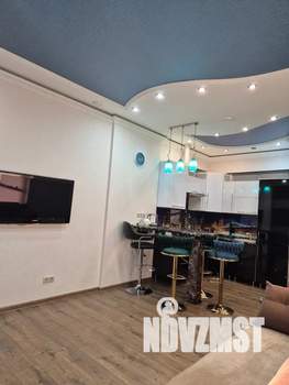 2-к квартира, посуточно, 54м2, 11/18 этаж