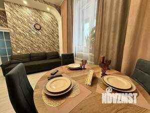 2-к квартира, посуточно, 75м2, 2/17 этаж