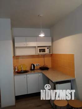 Студия квартира, посуточно, 18м2, 1/17 этаж