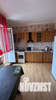 1-к квартира, посуточно, 42м2, 6/21 этаж