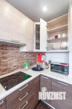 Студия квартира, посуточно, 40м2, 9/18 этаж
