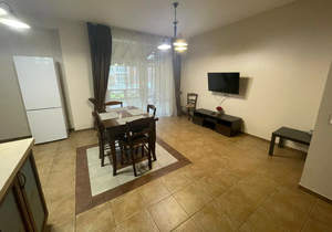 6-к квартира, на длительный срок, 200м2, 1/3 этаж