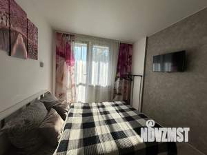 Студия квартира, посуточно, 18м2, 1/17 этаж