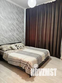 2-к квартира, посуточно, 72м2, 2/17 этаж