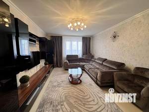 2-к квартира, вторичка, 65м2, 9/17 этаж