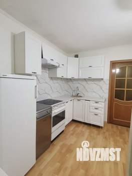 3-к квартира, вторичка, 70м2, 1/10 этаж