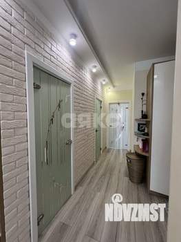 2-к квартира, вторичка, 63м2, 9/17 этаж