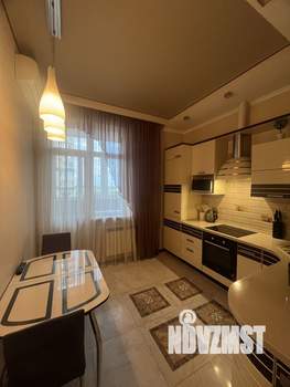 2-к квартира, вторичка, 63м2, 13/22 этаж