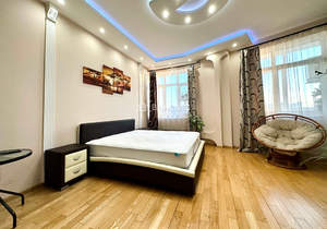 2-к квартира, вторичка, 83м2, 8/16 этаж
