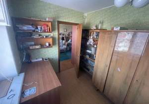 4-к квартира, вторичка, 63м2, 5/5 этаж