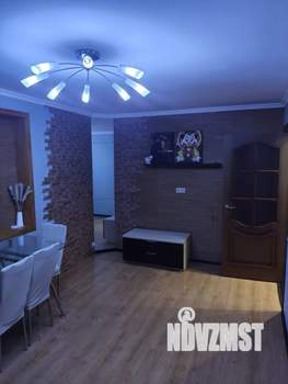 2-к квартира, вторичка, 42м2, 1/4 этаж