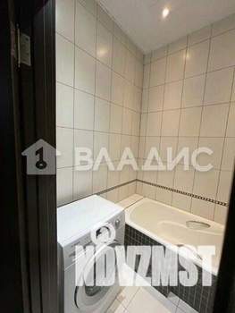 2-к квартира, вторичка, 68м2, 3/16 этаж