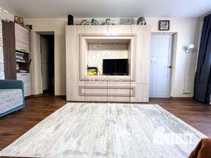 2-к квартира, вторичка, 42м2, 1/2 этаж