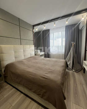 2-к квартира, вторичка, 63м2, 9/17 этаж