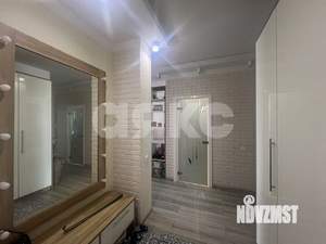 2-к квартира, вторичка, 63м2, 9/17 этаж