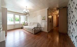 2-к квартира, вторичка, 42м2, 4/5 этаж