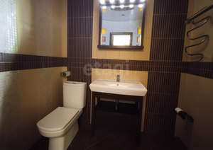 2-к квартира, вторичка, 65м2, 1/10 этаж