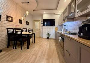 2-к квартира, вторичка, 64м2, 13/17 этаж