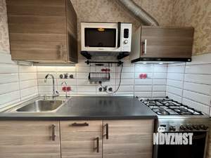 3-к квартира, вторичка, 61м2, 2/2 этаж