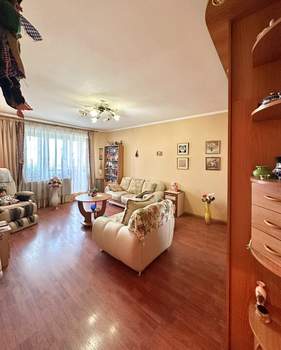 2-к квартира, вторичка, 60м2, 8/9 этаж