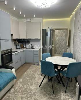 2-к квартира, вторичка, 61м2, 5/12 этаж